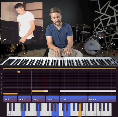 Youtuber playing in sync